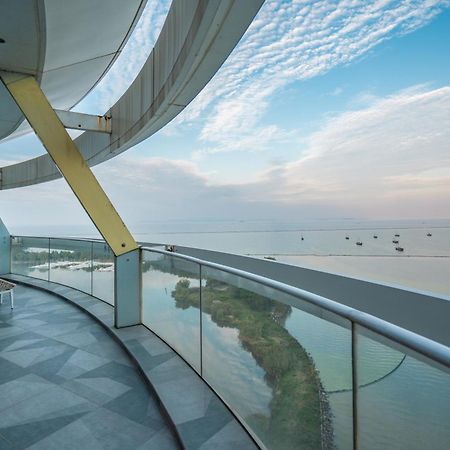 Sheraton Huzhou Taihu Lake Hot Spring Resort & Spa Exteriör bild